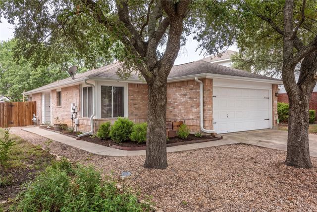 1513 Canon Yeomans TRL, Austin, TX 78748