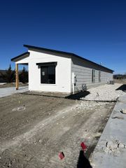 3402 E Thunder, Wichita, KS 67219