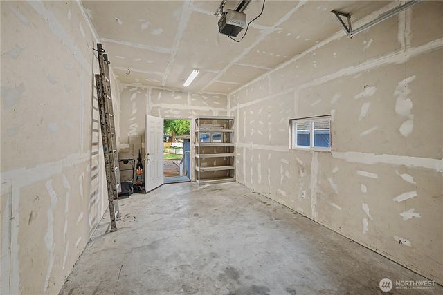 10255 41st Avenue SW, Seattle, WA 98146