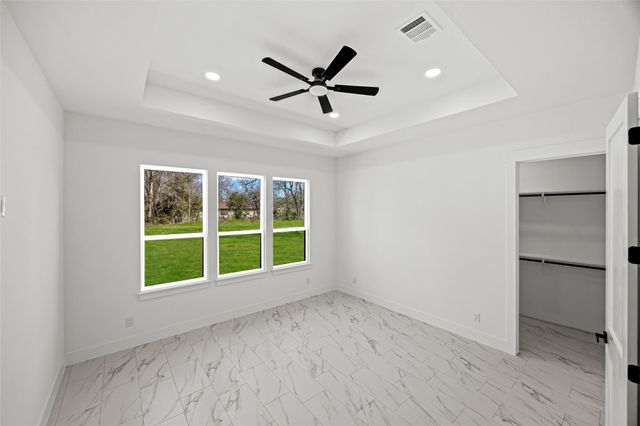 1519 Waco St, Dayton, TX 77535