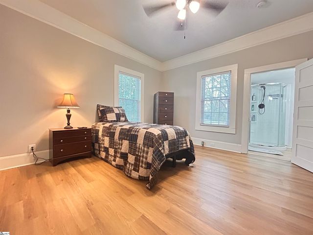 3 Jesse Street, Laurens, SC 29360