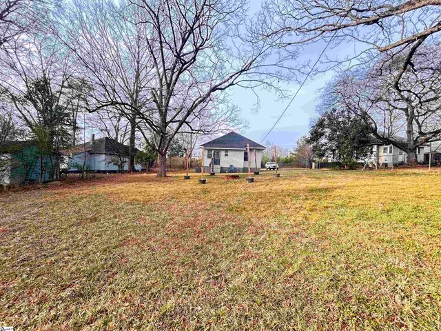 3 Jesse Street, Laurens, SC 29360