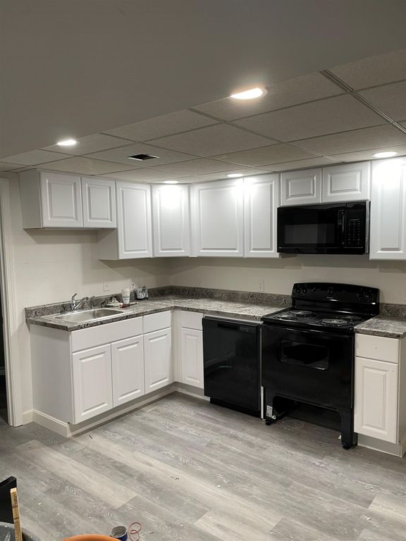 26 W.Webster Street, Manchester, NH 03104