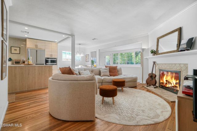 4717 Santa Lucia Drive, Woodland Hills, CA 91364