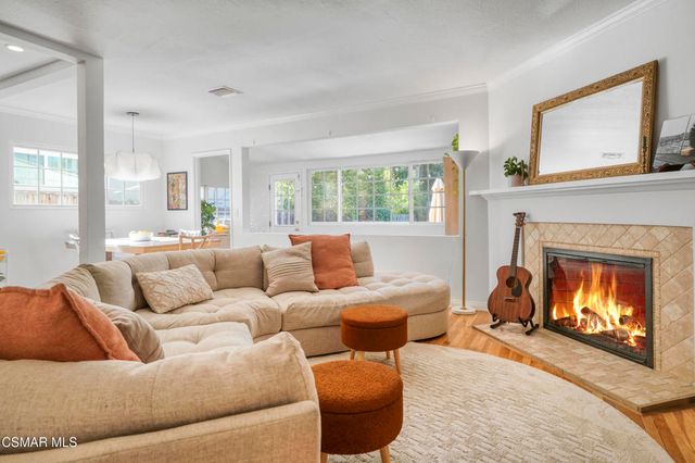 4717 Santa Lucia Drive, Woodland Hills, CA 91364