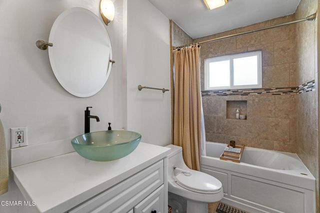 4717 Santa Lucia Drive, Woodland Hills, CA 91364