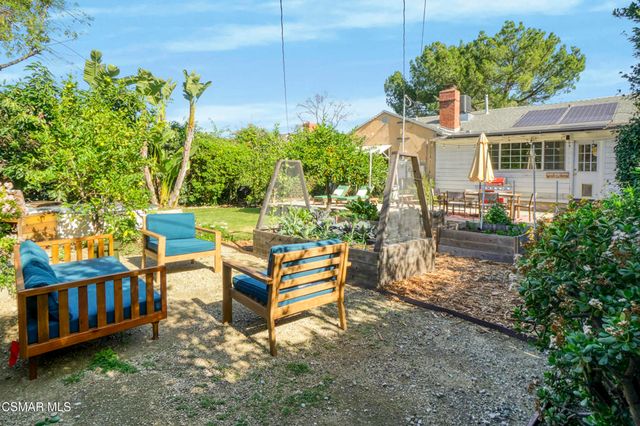 4717 Santa Lucia Drive, Woodland Hills, CA 91364