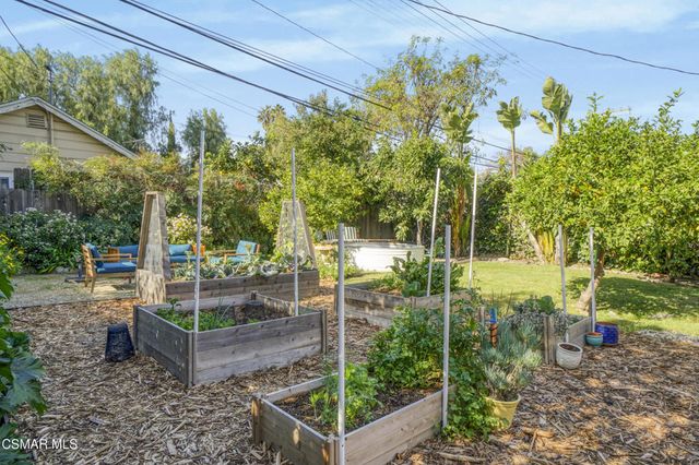 4717 Santa Lucia Drive, Woodland Hills, CA 91364