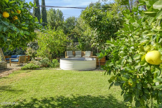 4717 Santa Lucia Drive, Woodland Hills, CA 91364