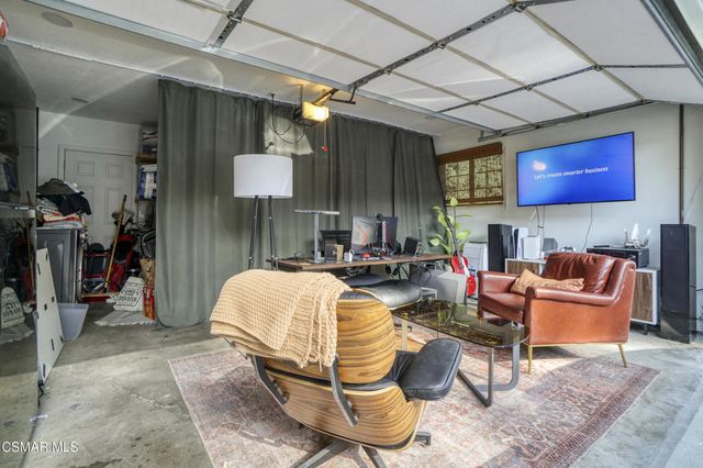 4717 Santa Lucia Drive, Woodland Hills, CA 91364