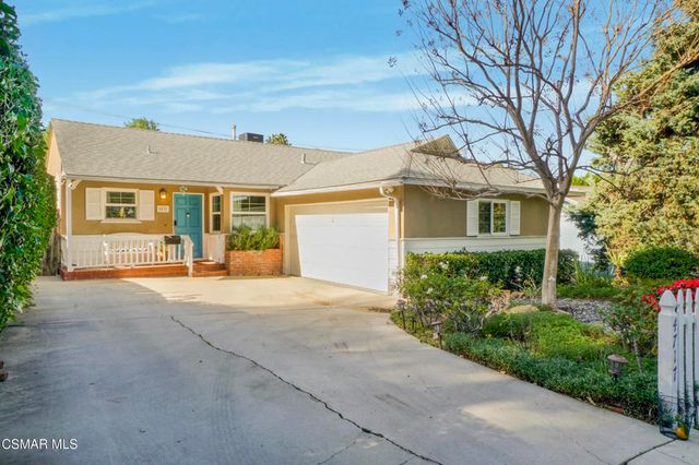 4717 Santa Lucia Drive, Woodland Hills, CA 91364