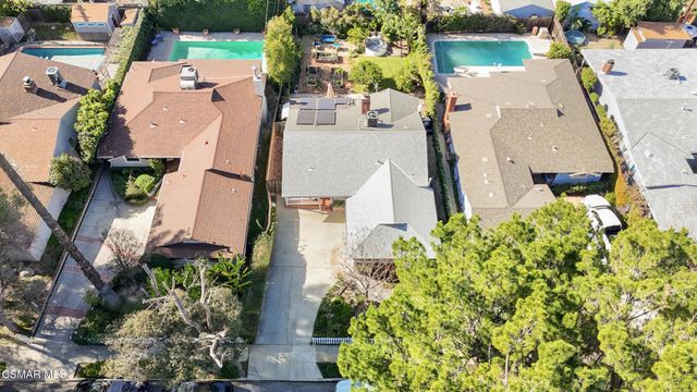 4717 Santa Lucia Drive, Woodland Hills, CA 91364