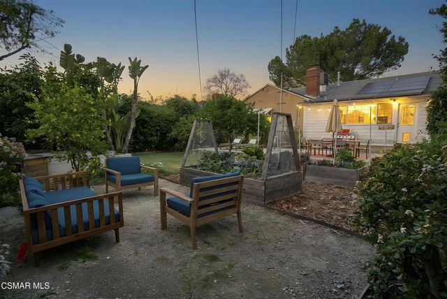 4717 Santa Lucia Drive, Woodland Hills, CA 91364