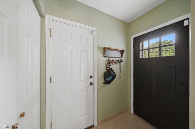 10487 Belleau Drive, Twinsburg, OH 44087
