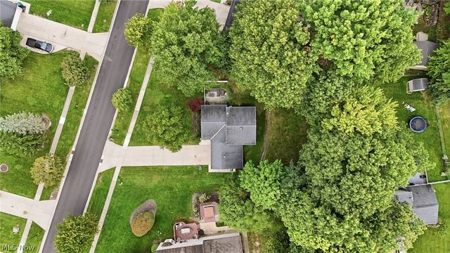 10487 Belleau Drive, Twinsburg, OH 44087
