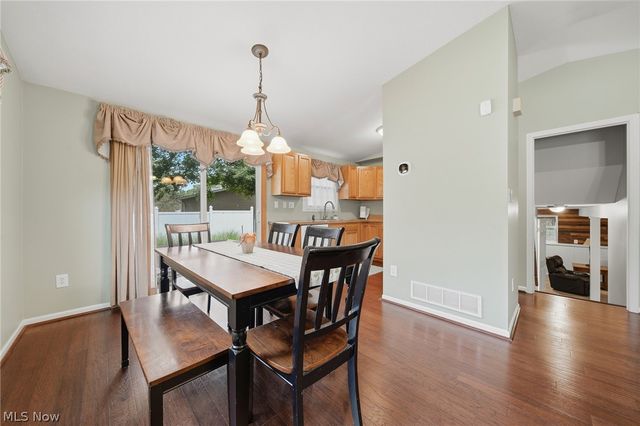 10487 Belleau Drive, Twinsburg, OH 44087