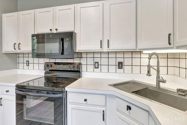 8903 Eastwind Way, West Chester, OH 45069