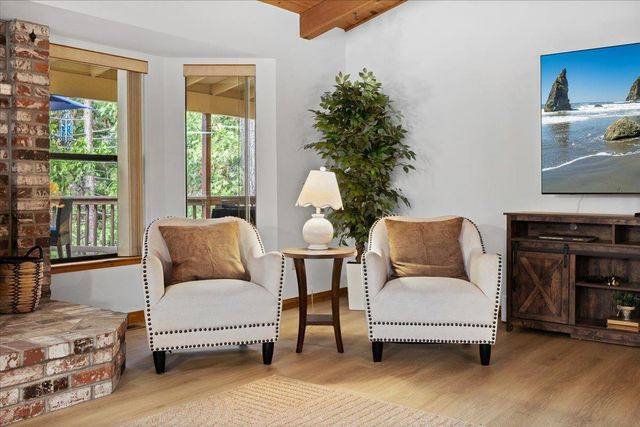 12858 Golden Trout Way, Penn Valley, CA 95946