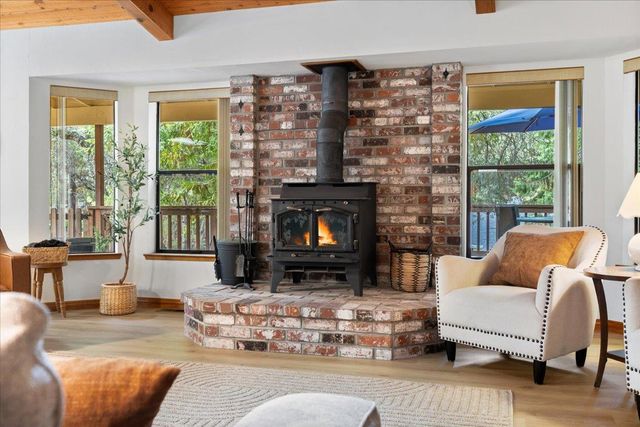 12858 Golden Trout Way, Penn Valley, CA 95946