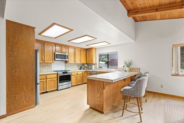 12858 Golden Trout Way, Penn Valley, CA 95946