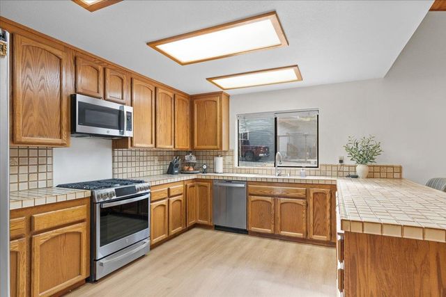 12858 Golden Trout Way, Penn Valley, CA 95946