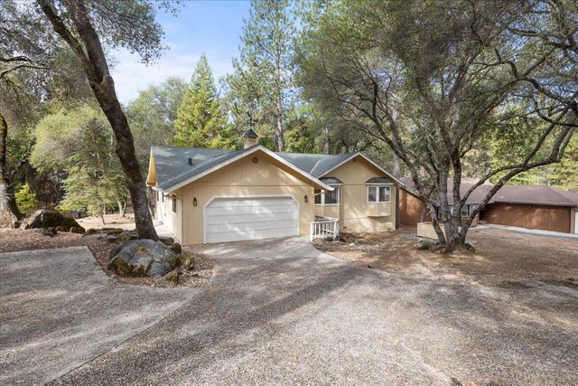 12858 Golden Trout Way, Penn Valley, CA 95946