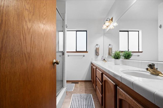 12858 Golden Trout Way, Penn Valley, CA 95946