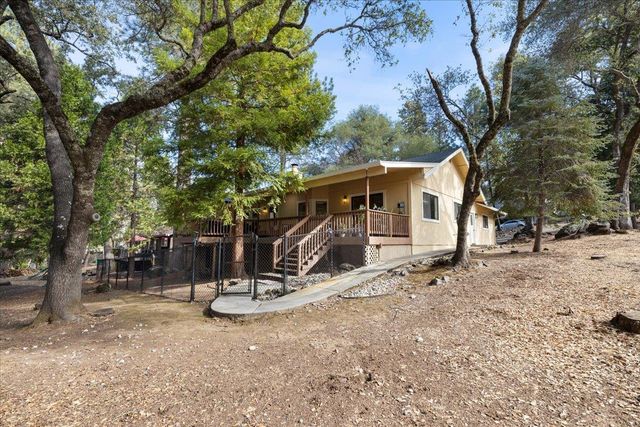12858 Golden Trout Way, Penn Valley, CA 95946