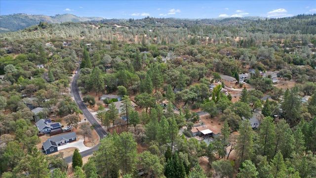 12858 Golden Trout Way, Penn Valley, CA 95946