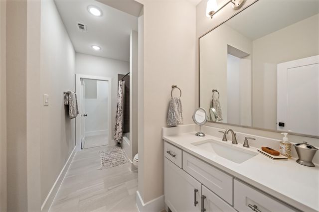 7957 Cedel Drive, Houston, TX 77055