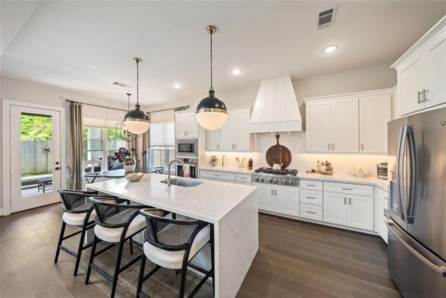 7957 Cedel Drive, Houston, TX 77055
