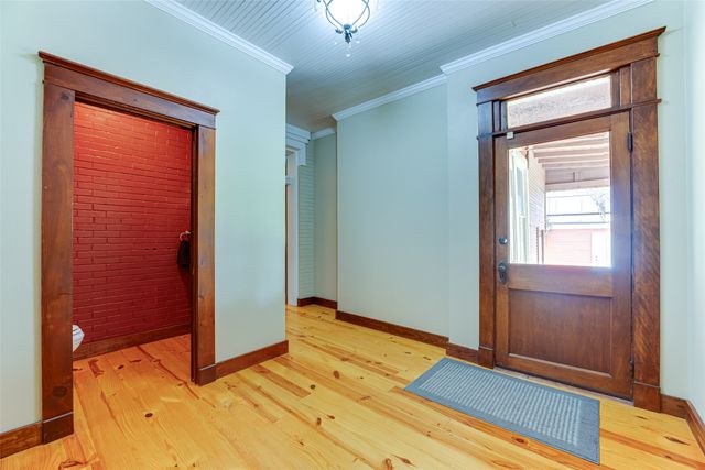 210 W Elm Street, Winnsboro, TX 75494