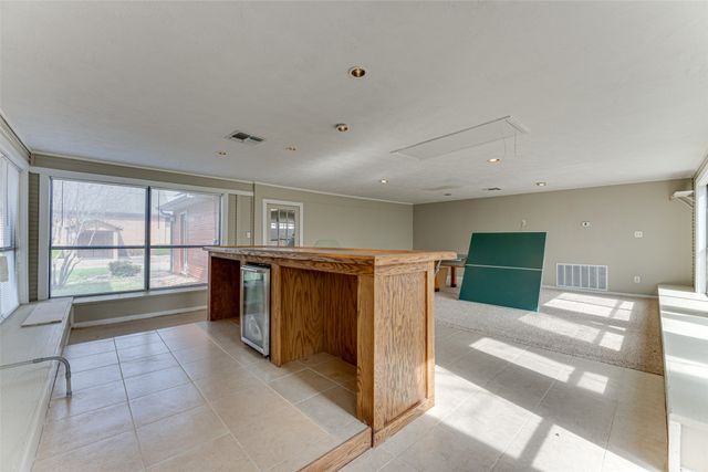 210 W Elm Street, Winnsboro, TX 75494