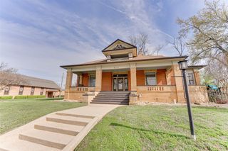 210 W Elm Street, Winnsboro, TX 75494