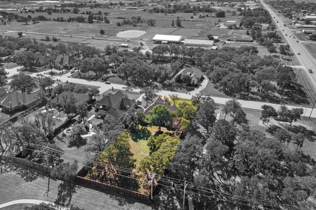 101 Woodland Drive, Krugerville, TX 76227