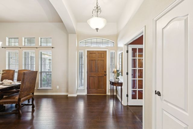 101 Woodland Drive, Krugerville, TX 76227