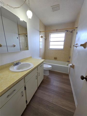 575 CONSTANCE ROAD, Venice, FL 34293