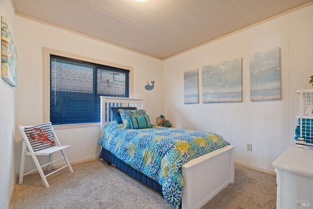 38 Ocean View Ave, Dillon Beach, CA 94929