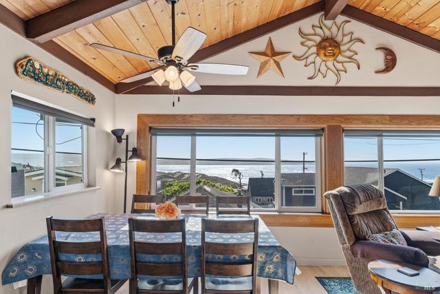 38 Ocean View Ave, Dillon Beach, CA 94929