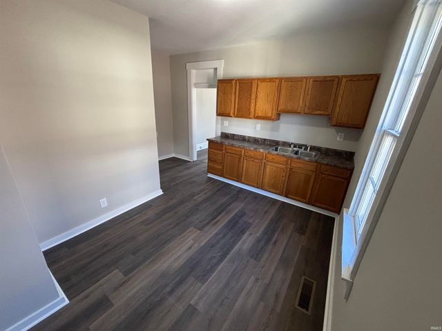 1022 Barnett Street, Vincennes, IN 47591