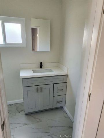 1835 W 82nd Street, Los Angeles, CA 90047