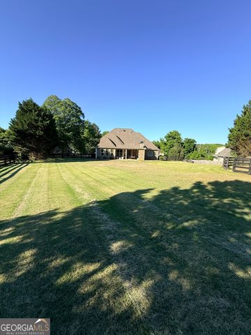 127 Sandisfield Drive, Sharpsburg, GA 30277