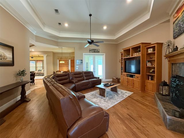 3221 Sheriff Lane, Ponder, TX 76259