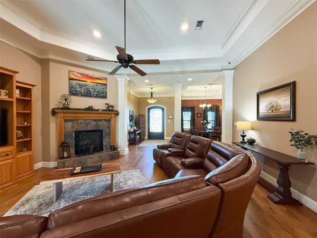 3221 Sheriff Lane, Ponder, TX 76259