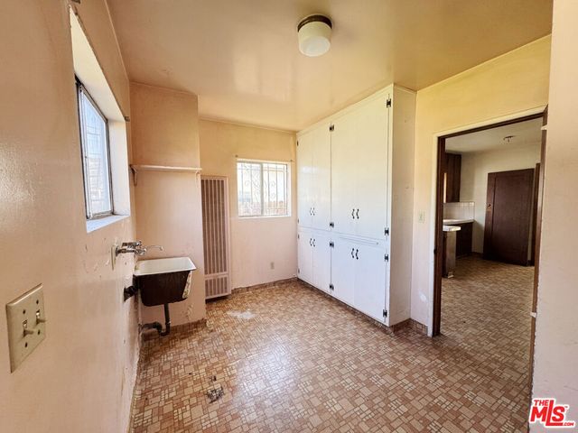 6574 Brayton Avenue, Long Beach, CA 90805