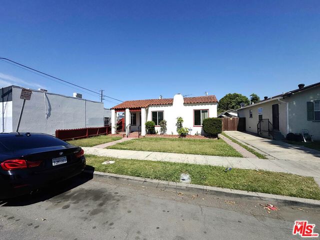 6574 Brayton Avenue, Long Beach, CA 90805