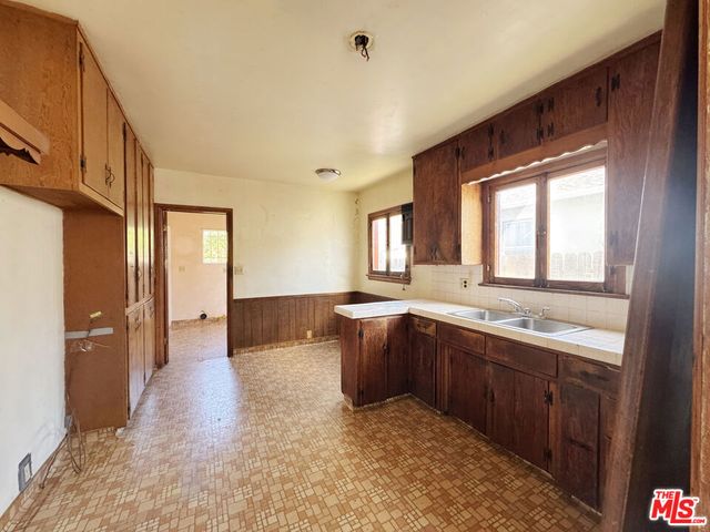 6574 Brayton Avenue, Long Beach, CA 90805