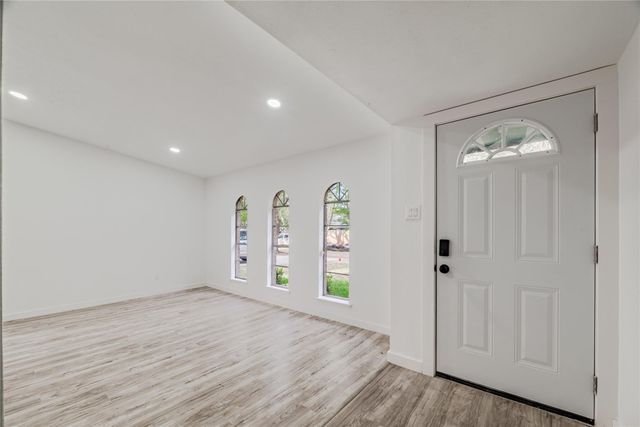 2210 Stillmeadow Drive, Missouri City, TX 77489