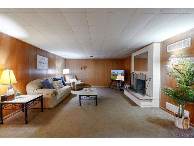 1920 23rd Avenue Ct, Greeley, CO 80634