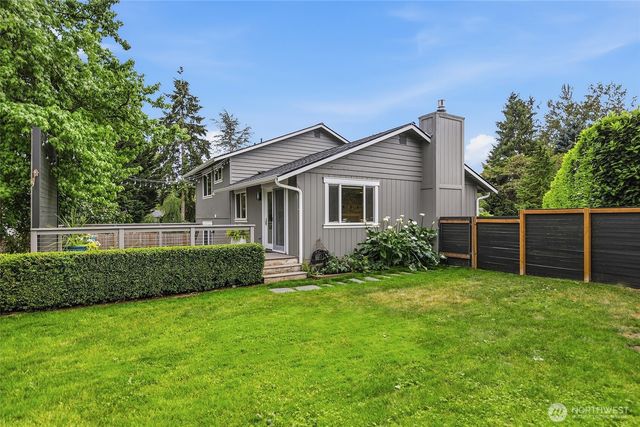 20426 73rd Place NE, Kenmore, WA 98028